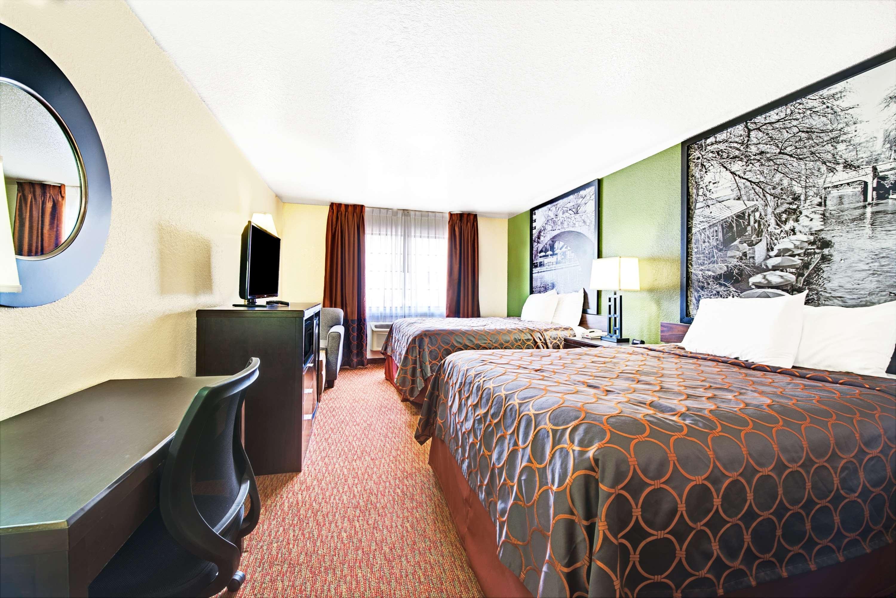 Surestay Plus By Best Western San Antonio Airport Buitenkant foto