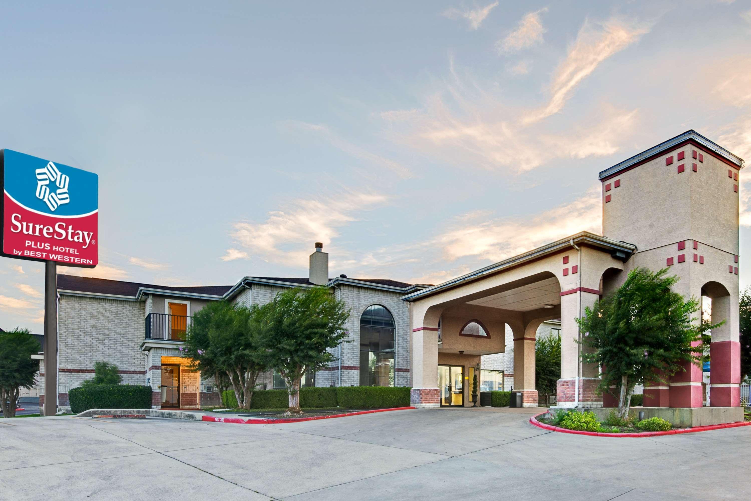 Surestay Plus By Best Western San Antonio Airport Buitenkant foto