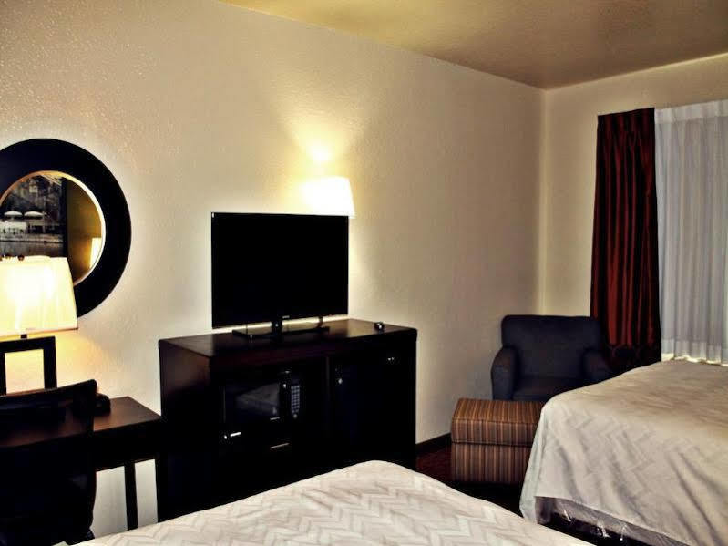 Surestay Plus By Best Western San Antonio Airport Buitenkant foto