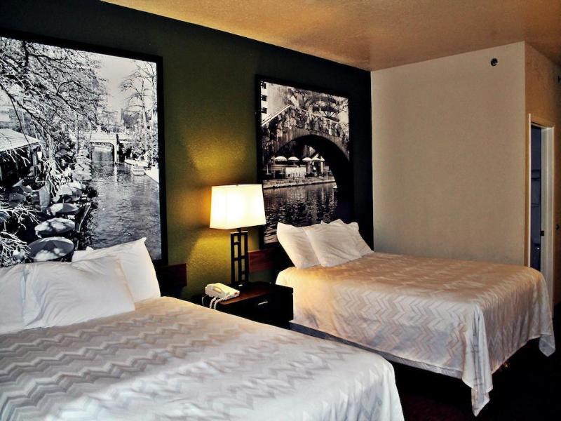Surestay Plus By Best Western San Antonio Airport Buitenkant foto